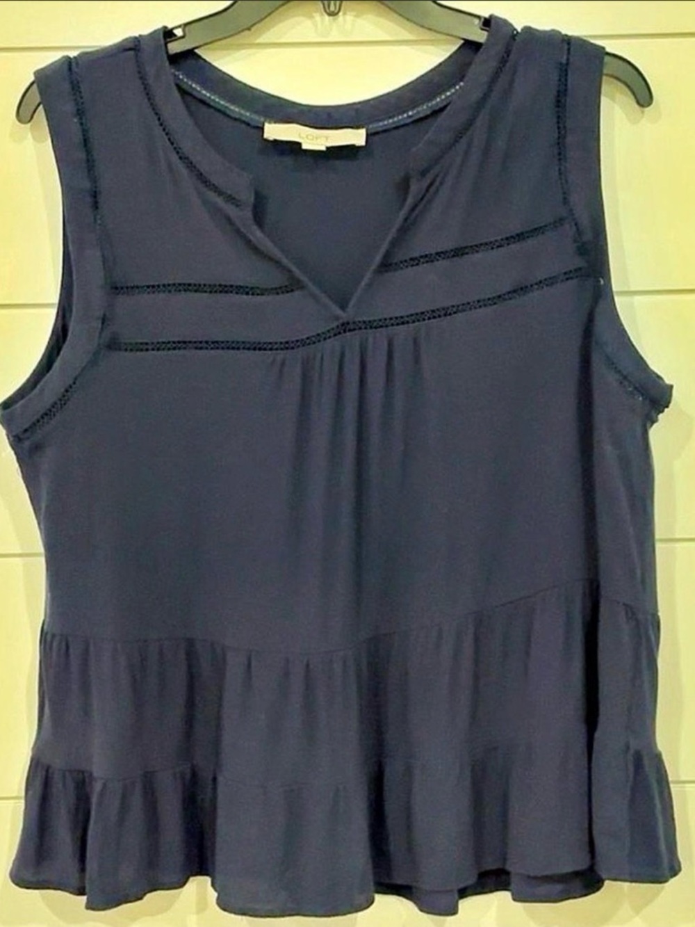Loft Women's Navy Sleeveless Top